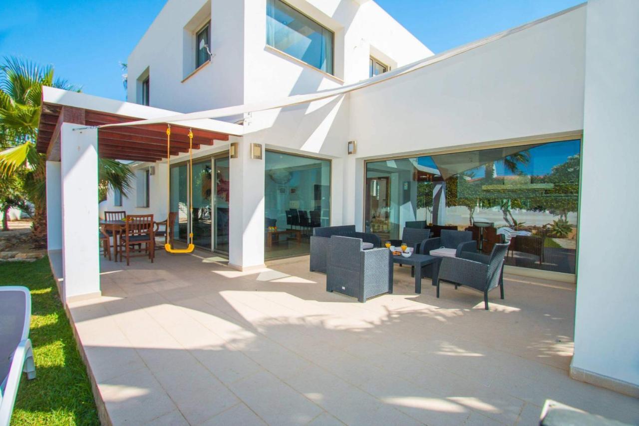 Villa Athos - Plusholidays กัลเป ภายนอก รูปภาพ